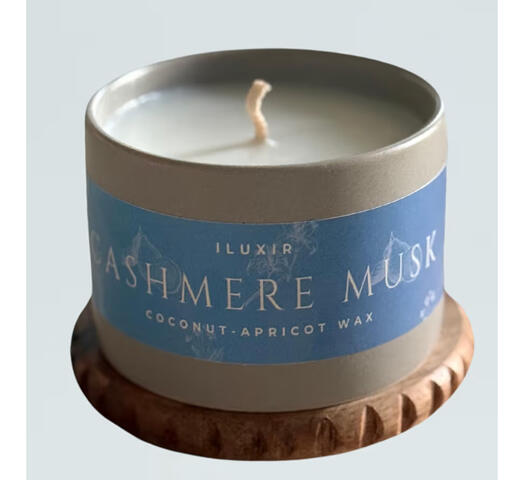 Fragrant candle for a cozy home atmosphere